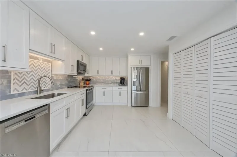 28432 Highgate DR, Bonita Springs, Florida, United States. - Photo 16