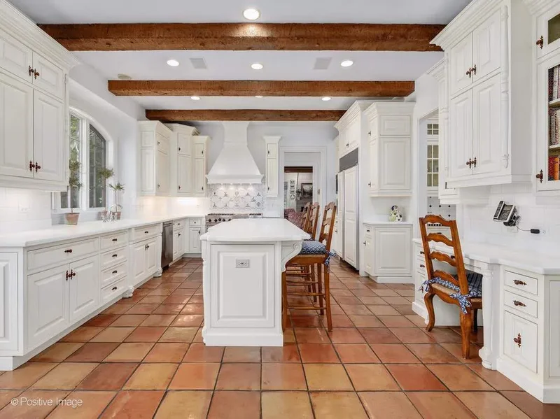 401 Glendale Avenue, Oak Brook, IL, 60523, USA, Oak Brook, Illinois, United States. - Photo 17