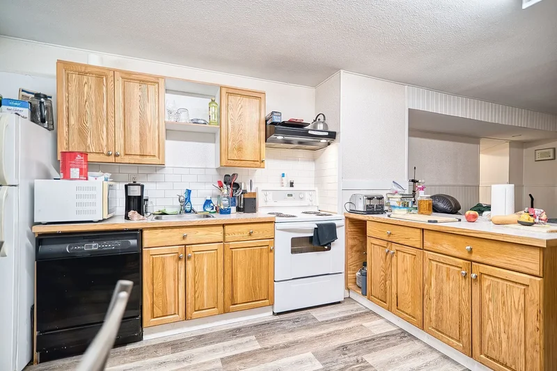 5713 Salmon Drive, Sechelt, BC V0N 3A0, Sechelt, British Columbia, Canada. - Photo 19