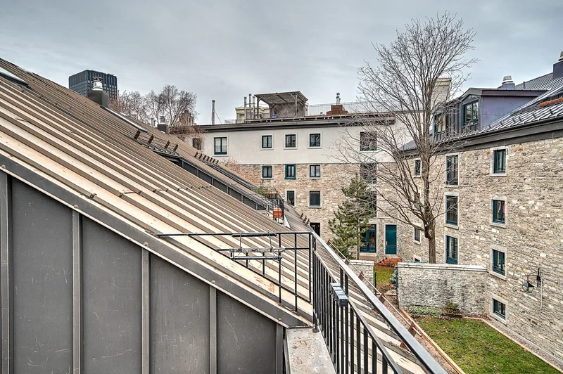 305 Rue de la Commune O. TH 5, Montréal, Quebec, Canada. - Photo 28