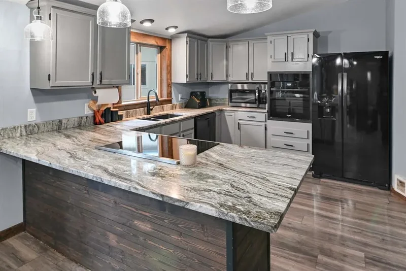 986 3rd Street WN, Columbia Falls, MT 59912, Columbia Falls, Montana, United States. - Photo 2