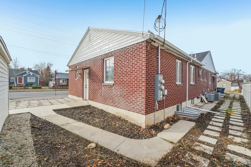 1597 E 2700 ST S, Salt Lake City, Utah, United States. - Photo 42