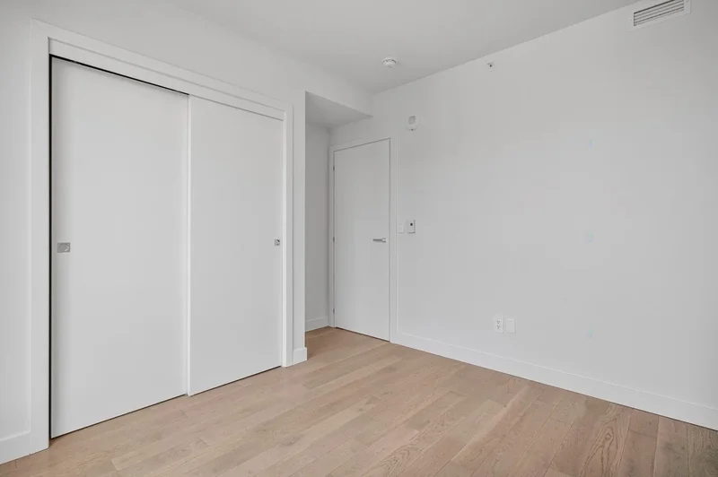 3665 Av. Jean-Béraud 1401, Laval, Quebec, Canada. - Photo 30