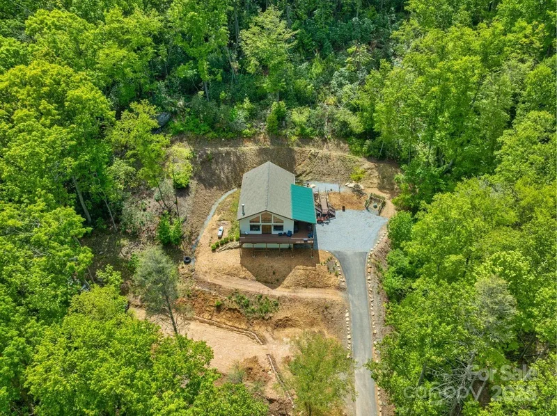 143 Burnside Trail, Hendersonville, NC 28792, Hendersonville, North Carolina, United States. - Photo 25