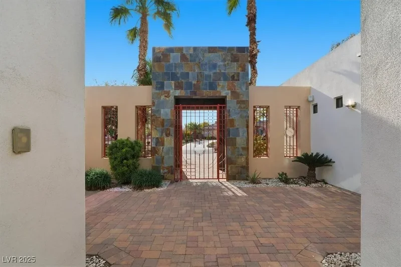 928 Santa Helena Avenue, Henderson, Nevada, United States. - Photo 14