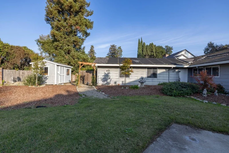 3327 Country Club Boulevard, Stockton, CA 95204, Stockton, California, United States. - Photo 52