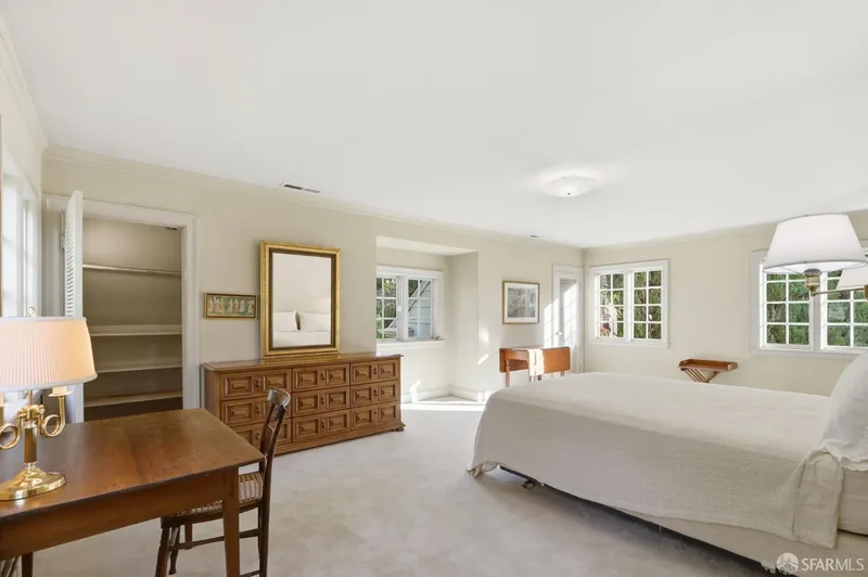 6 Cypress Court, Los Altos Hills, California, United States. - Photo 36