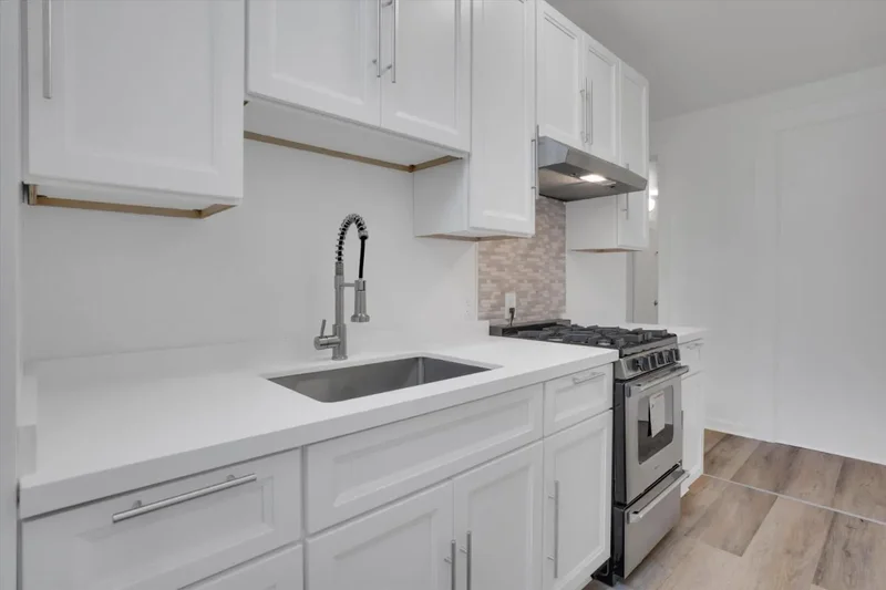 2310 Pacific Avenue, Alameda, California, United States. - Photo 7