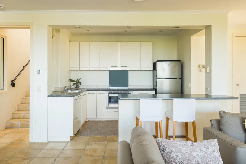 11 Satinwood Ct, Bardon QLD 4065, Australia, Bardon, Queensland, Australia. - Photo 30