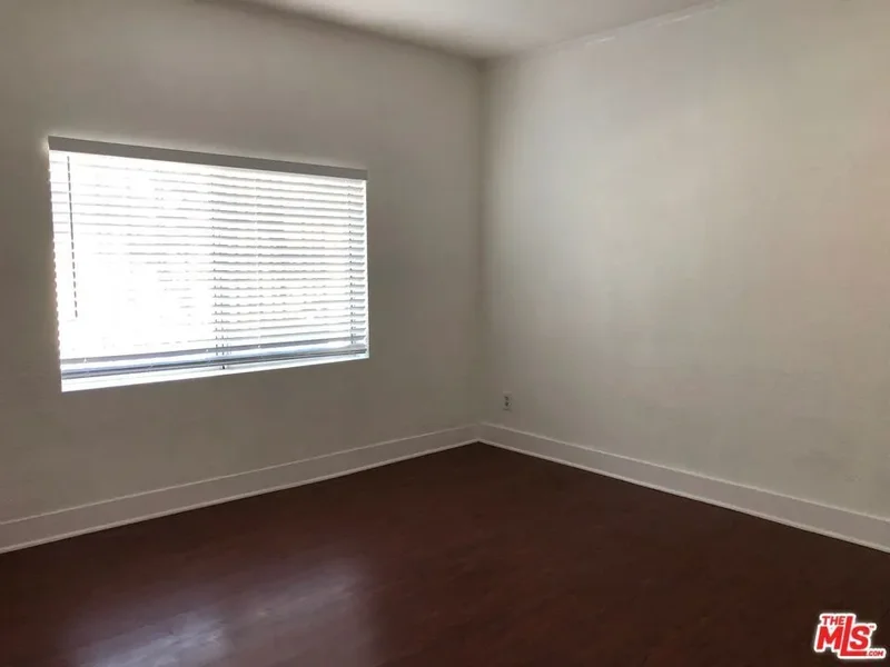 731 S Boyle Avenue, Los Angeles, California, United States. - Photo 40