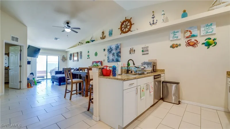 526-528 SE 5th Place, Cape Coral, FL 33990, Cape Coral, Florida, United States. - Photo 13