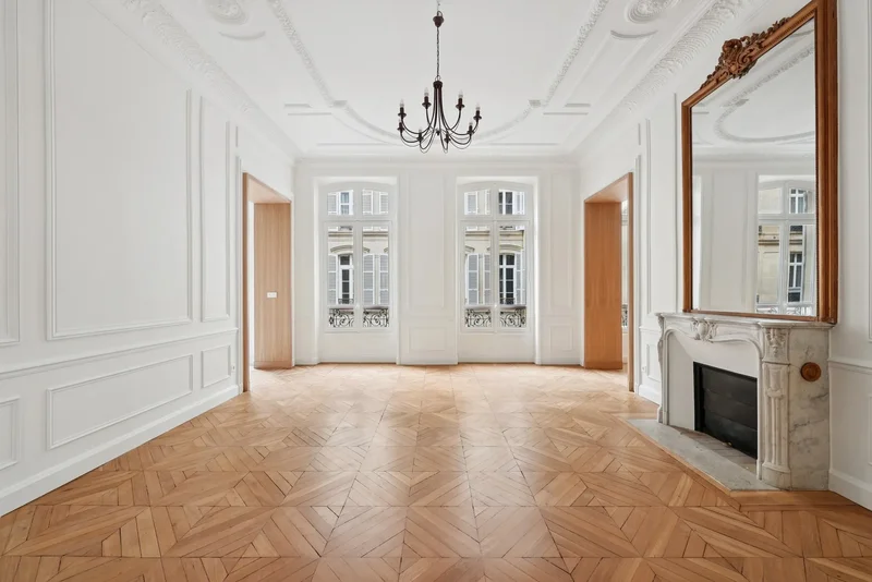 PARIS, J 75008, Paris, Île-de-France, France. - Photo 17