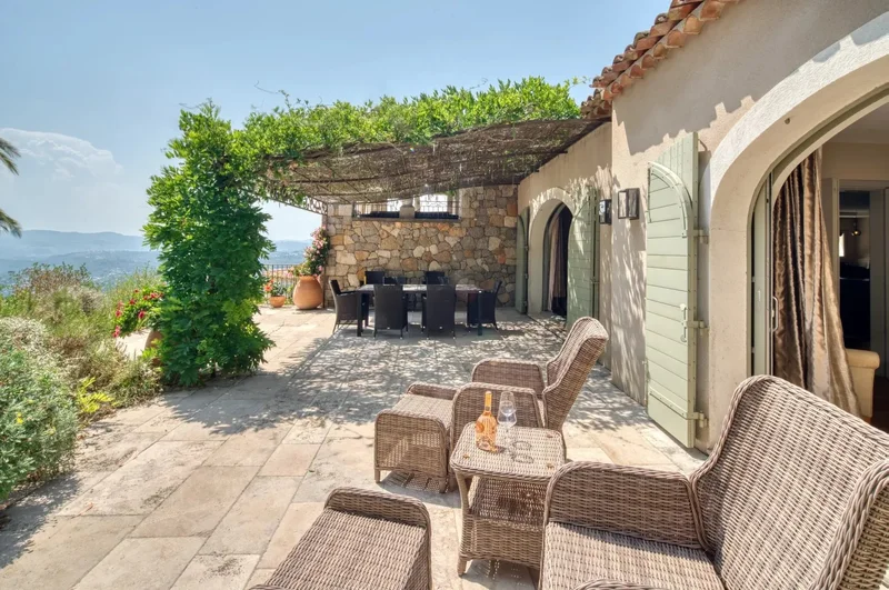 Mougins, Provence-Alpes-Côte d'Azur, France. - Photo 21