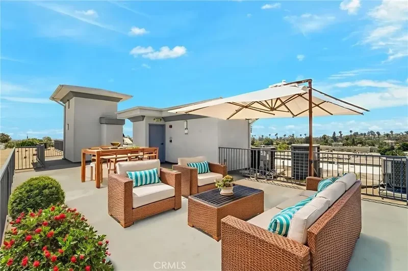 11923 Darlington Avenue 302, Los Angeles, California, United States. - Photo 31
