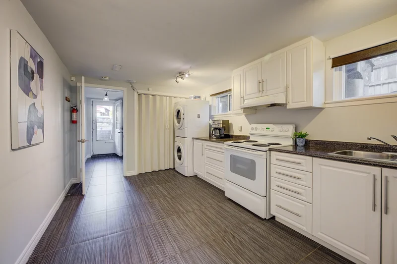 400 Cherokee Blvd, Toronto, ON M2H 2W7, Toronto, Ontario, Canada. - Photo 21