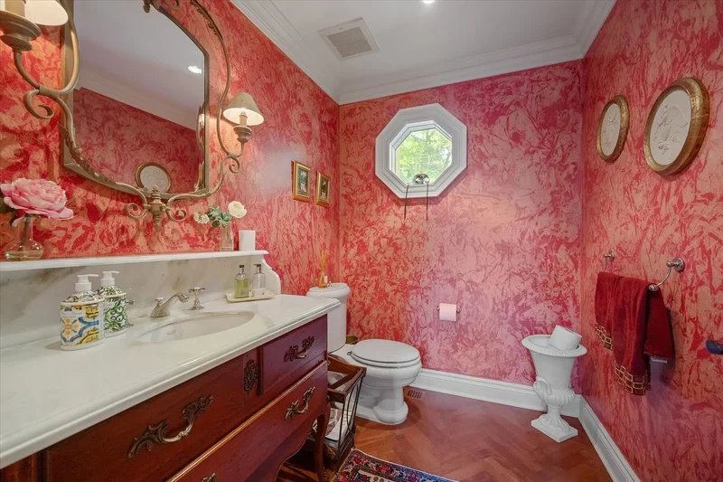 29 North Drive, Toronto, ON M9A 4R1, Toronto, Ontario, Canada. - Photo 4