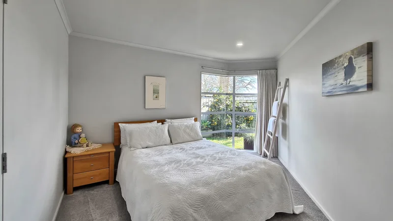 6 The Oaks Awapuni, Palmerston North City, MWT 4412, Palmerston North, Manawatu-Wanganui, New Zealand. - Photo 13