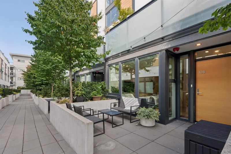 Bright 1-Bed + Den with 2 Patios at The Morrison