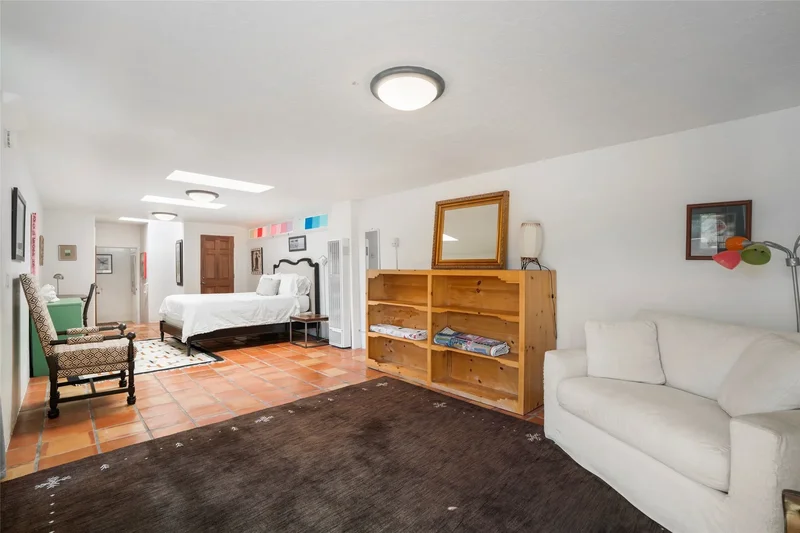 1121 N Plata Circle , Santa Fe, NM 87501, Santa Fe, New Mexico, United States. - Photo 17