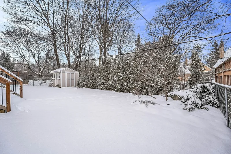 15 Addison Cres, Toronto, ON M3B 1K7, Toronto, Ontario, Canada. - Photo 12