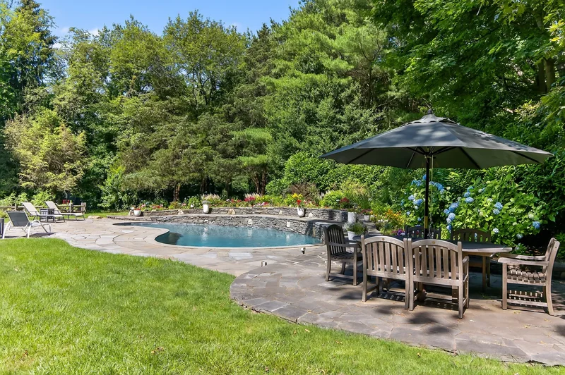 353 Split Rock Road, Syosset, NY 11791, Syosset, New York, United States. - Photo 43