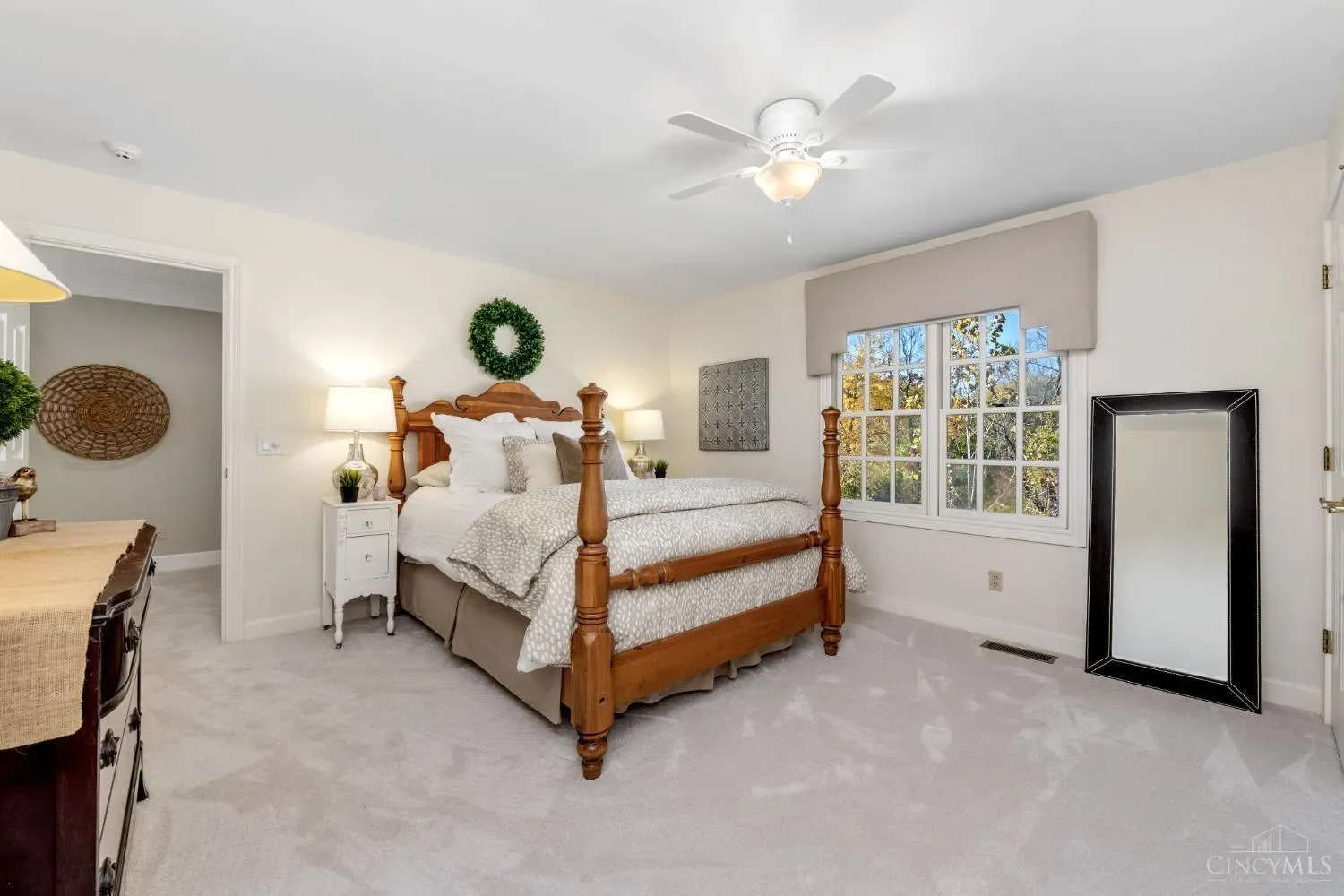 8765 Old Indian Hill Road, Cincinnati, OH 45243, Cincinnati, Ohio, United States. - Photo 12