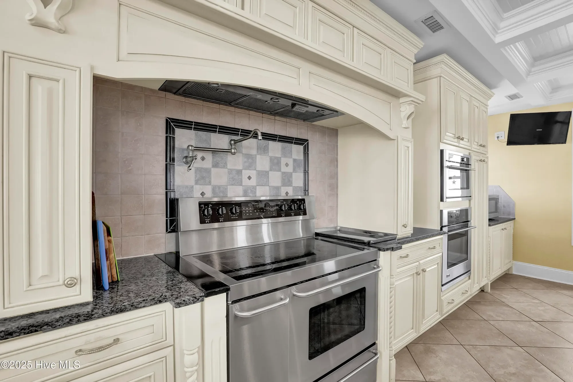 116 Scotch Bonnet Drive, Topsail Beach, North Carolina, United States. - Photo 1