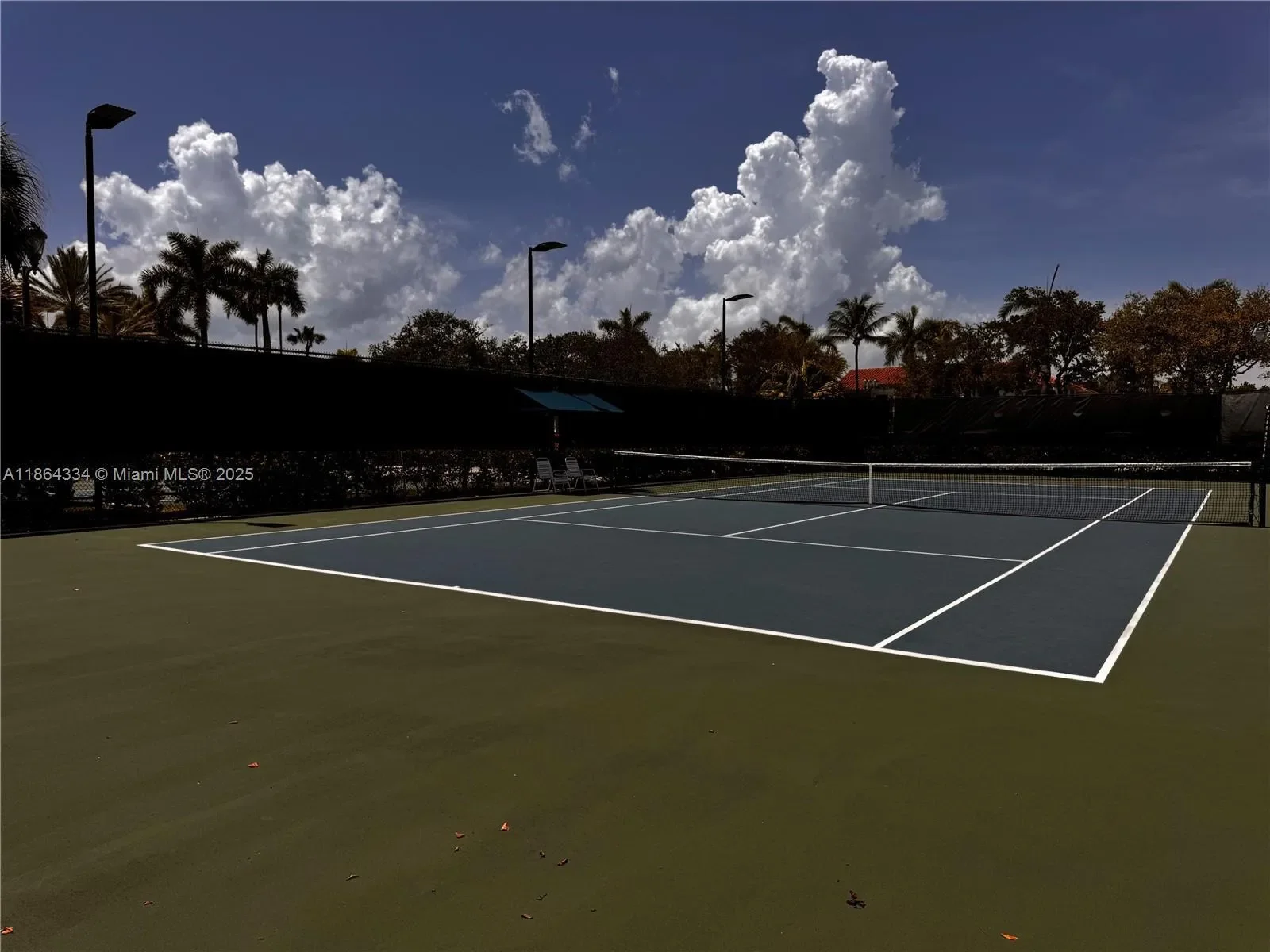 876 W Spinnaker Dr W, Hollywood, Florida, United States. - Photo 36