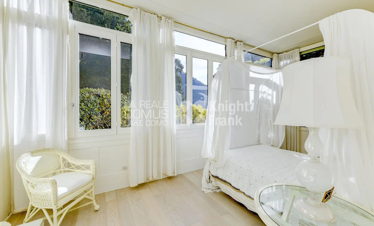 Gallery photo 10