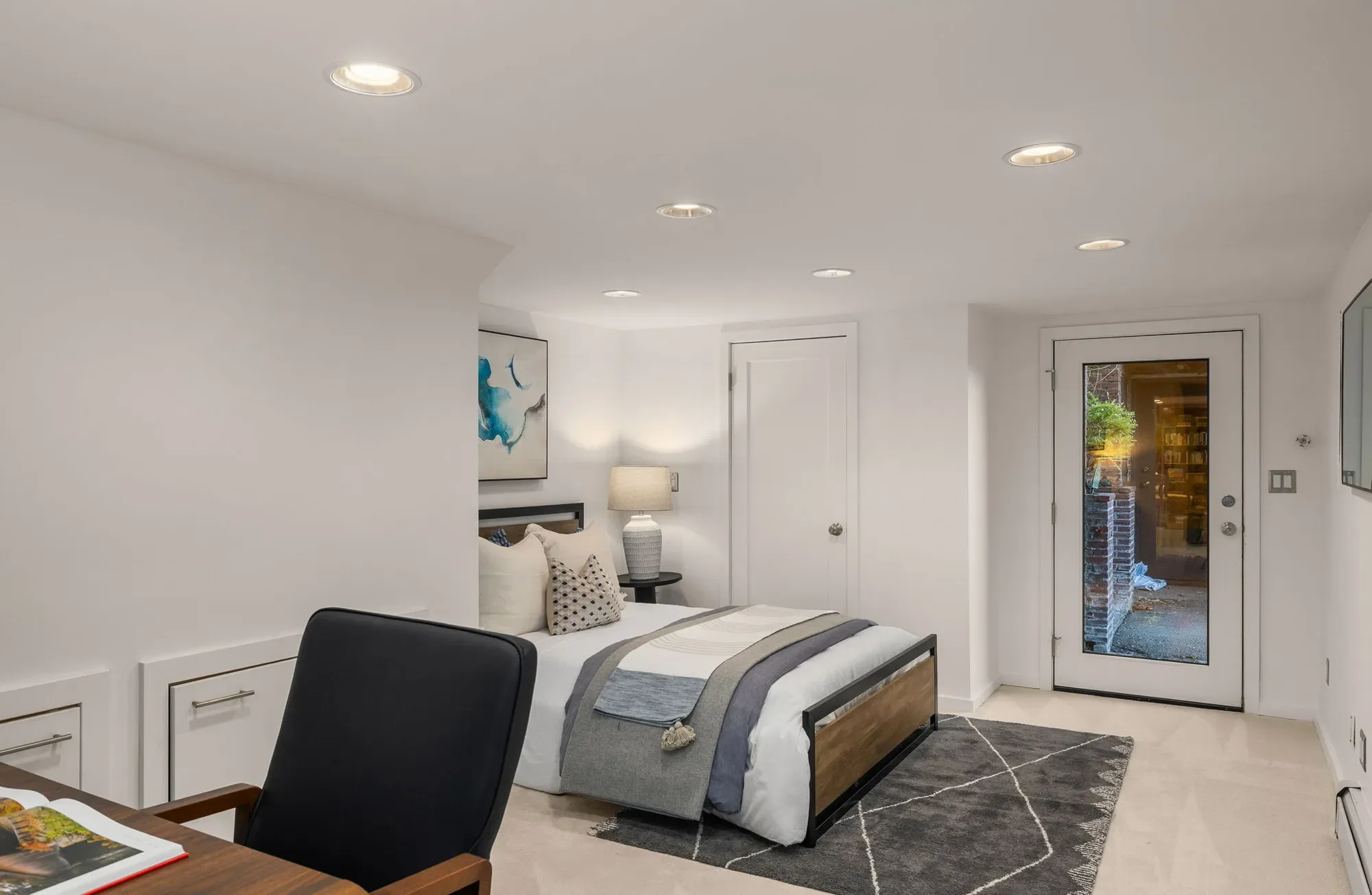3925 48th Ave S , Seattle, WA 98118, Seattle, Washington, United States. - Photo 24