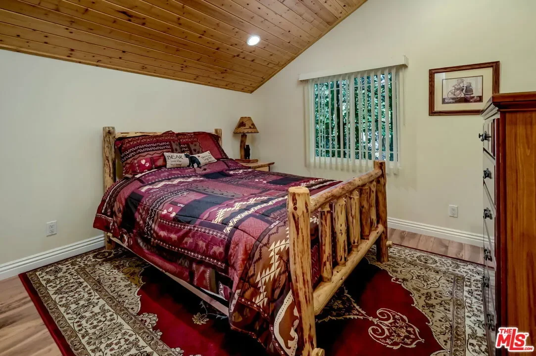 42632 Cedar Ave, Big Bear Lake, California, United States. - Photo 9