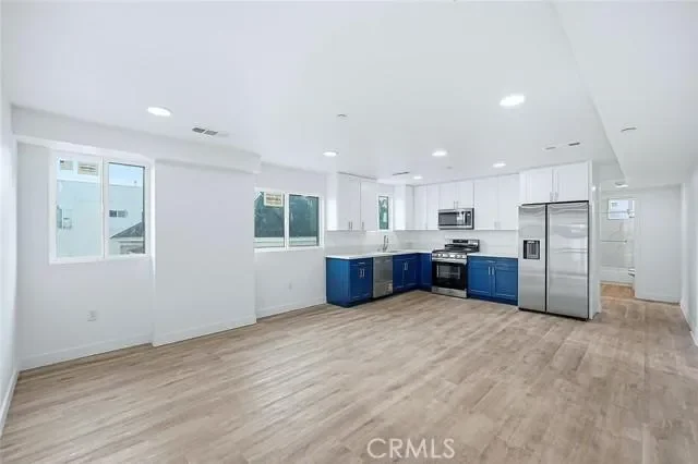300 E 25th, Los Angeles, CA 90011, Los Angeles, California, United States. - Photo 36
