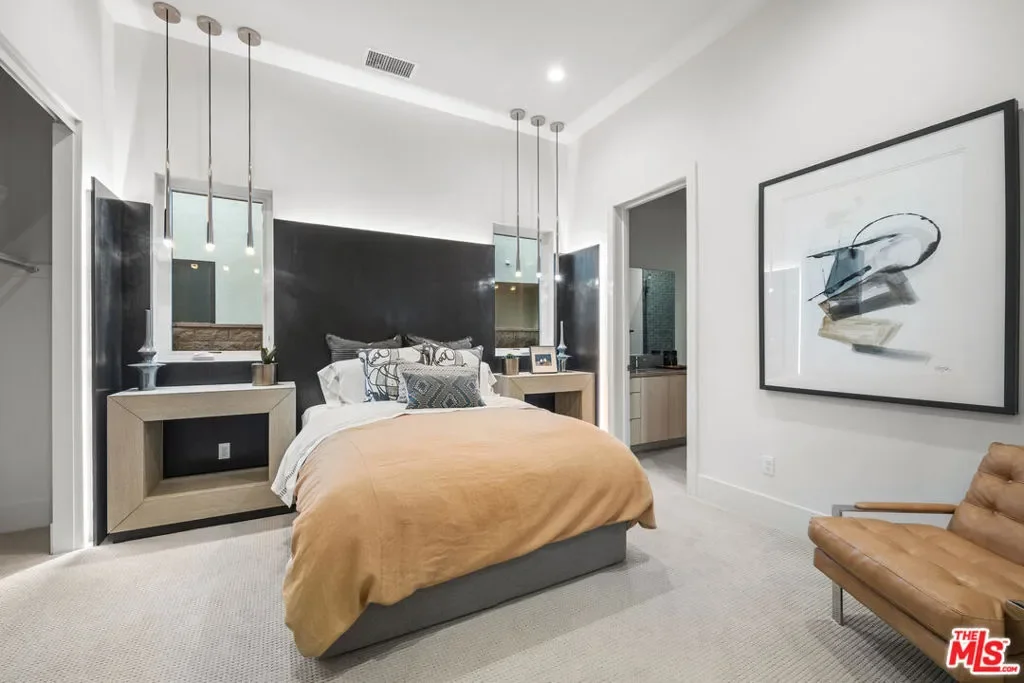 20378 W Marlow Lane, Los Angeles, California, United States. - Photo 43