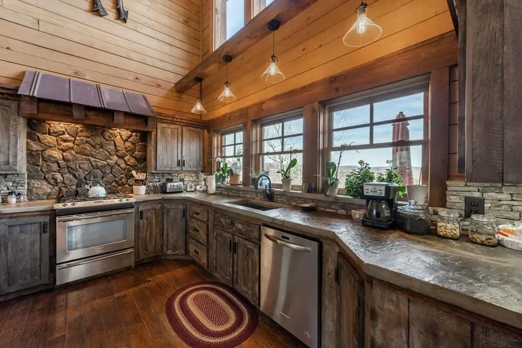 2085 Briar Cove Road, Morganton, Georgia, United States. - Photo 8
