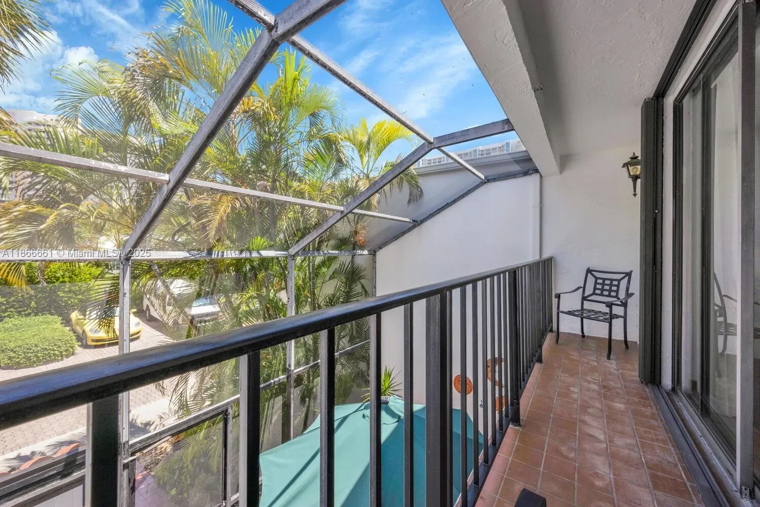 265 Grapetree Dr 110, Key Biscayne, Florida, United States. - Photo 17