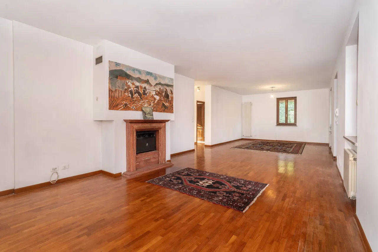 Gallery photo 10