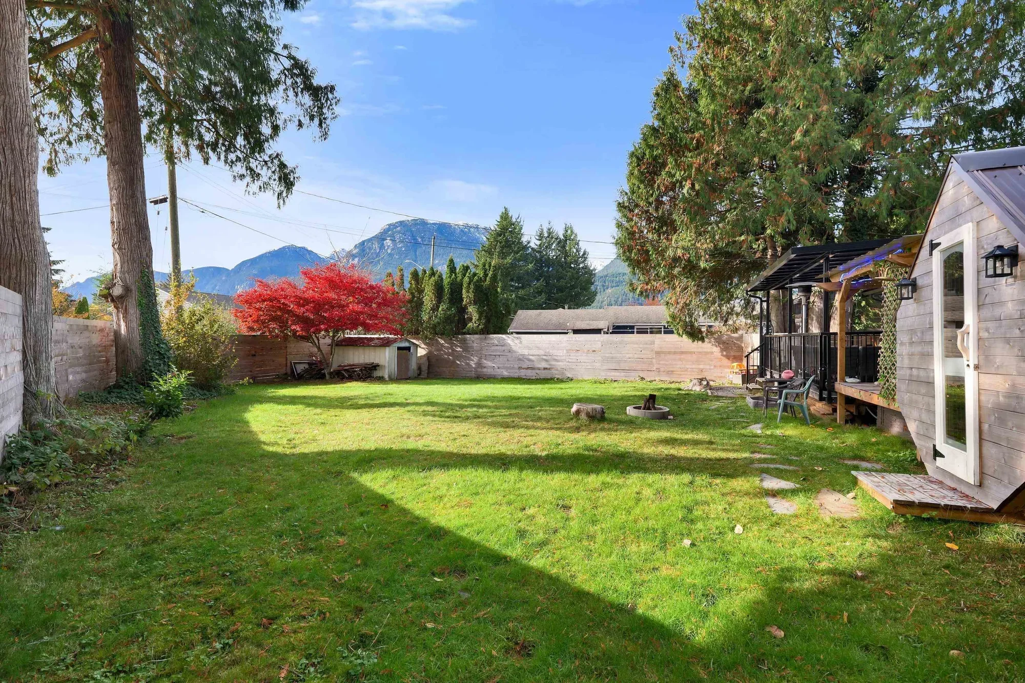 2026 Garibaldi Way, Squamish, British Columbia, Canada. - Photo 14