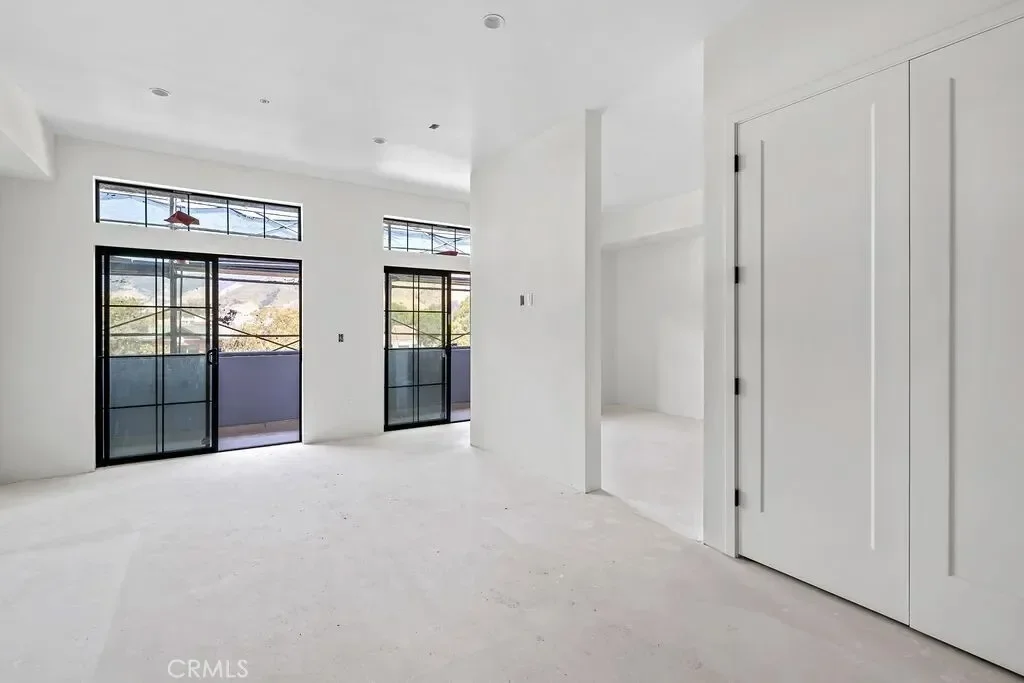 Gallery photo 6
