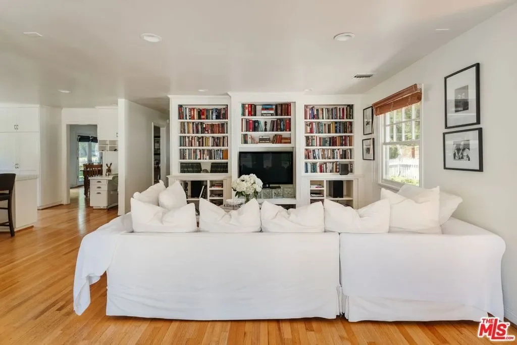 1520 Bonnell Drive, Topanga, California, United States. - Photo 20
