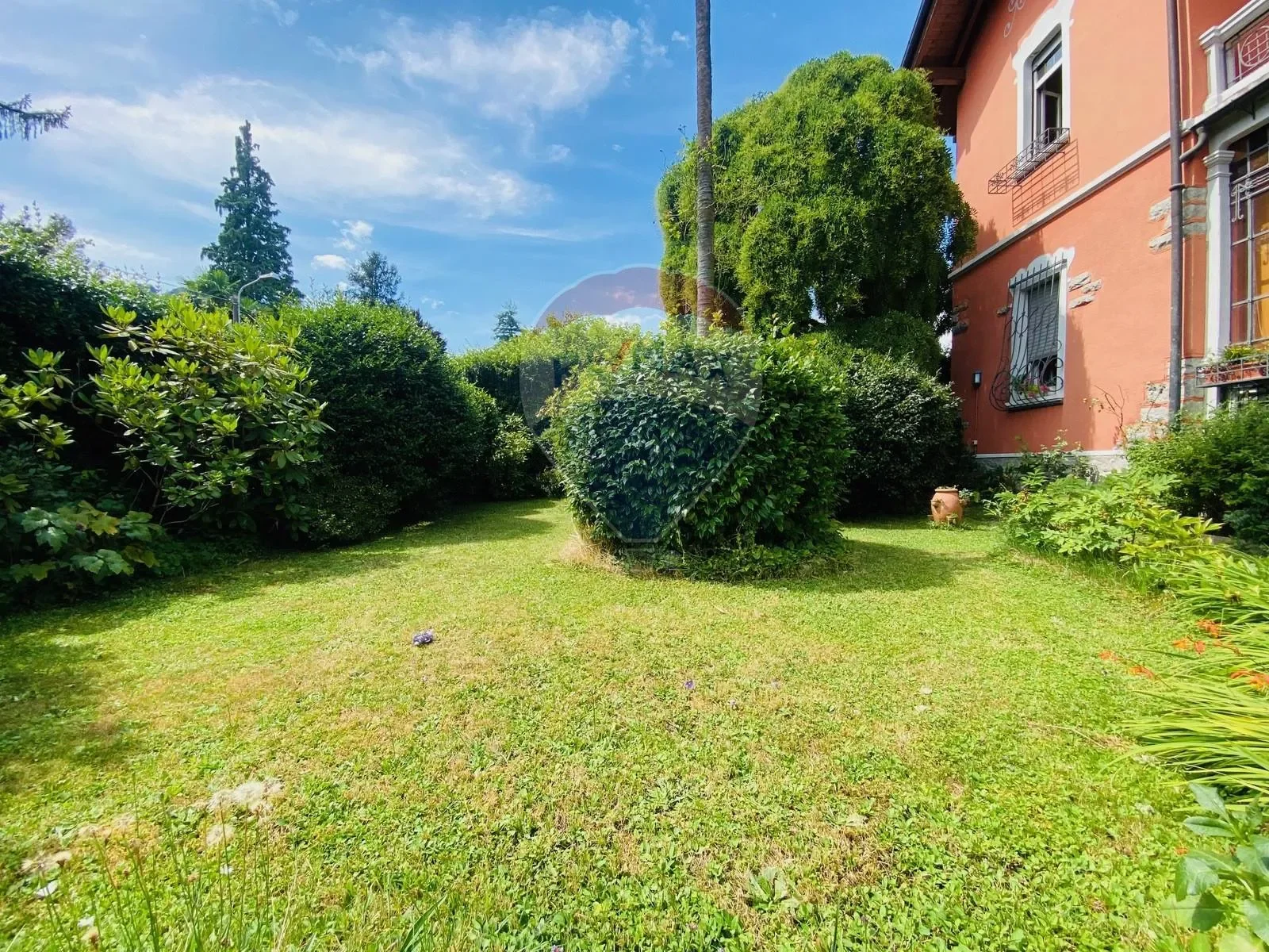 Corso Cairoli, Intra, Piedmont, Italy. - Photo 13
