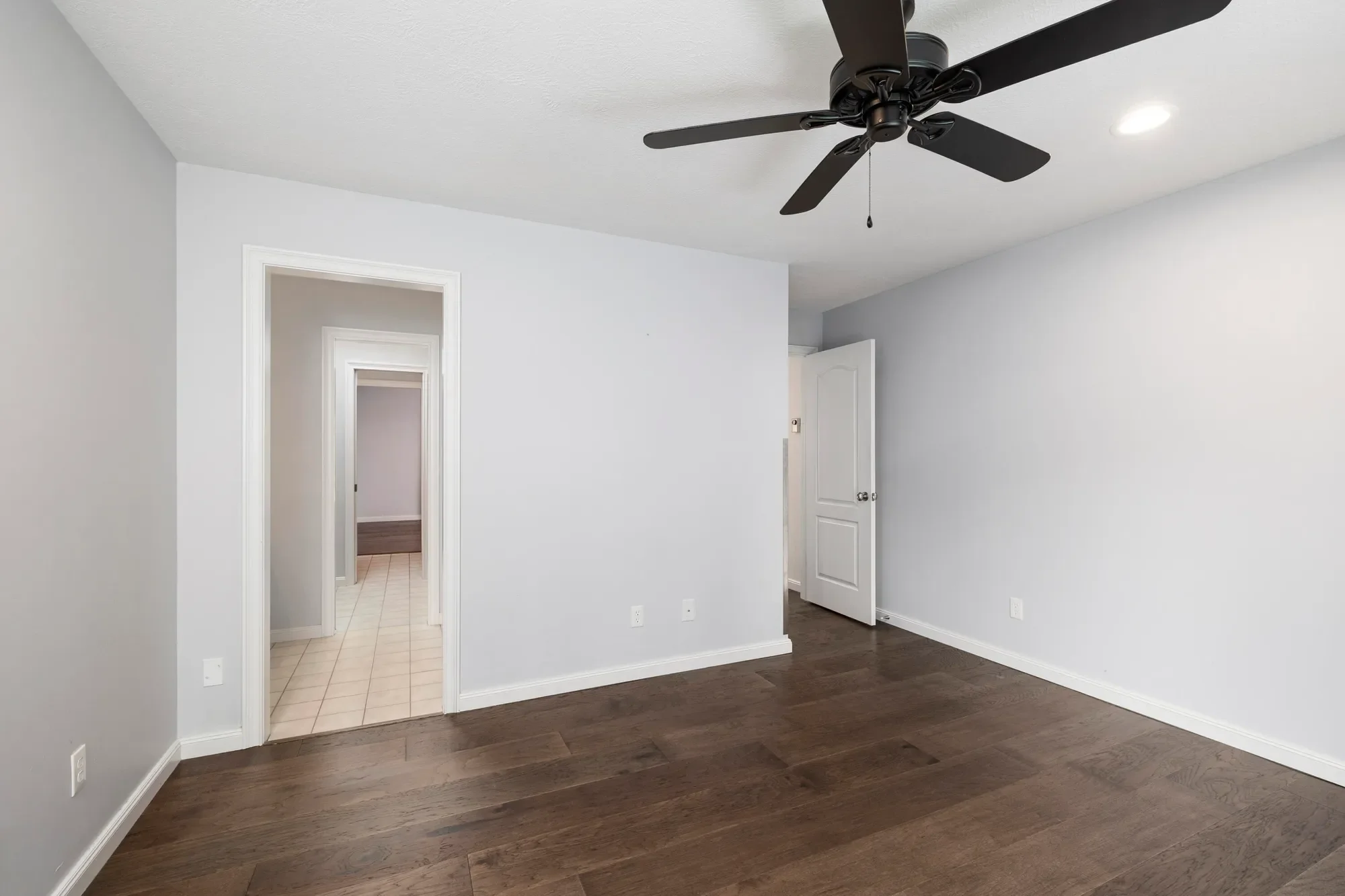 Gallery photo 3