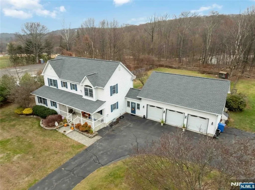 1432 Macopin Road, West Milford, NJ 07480, West Milford, New Jersey, United States. - Photo 36
