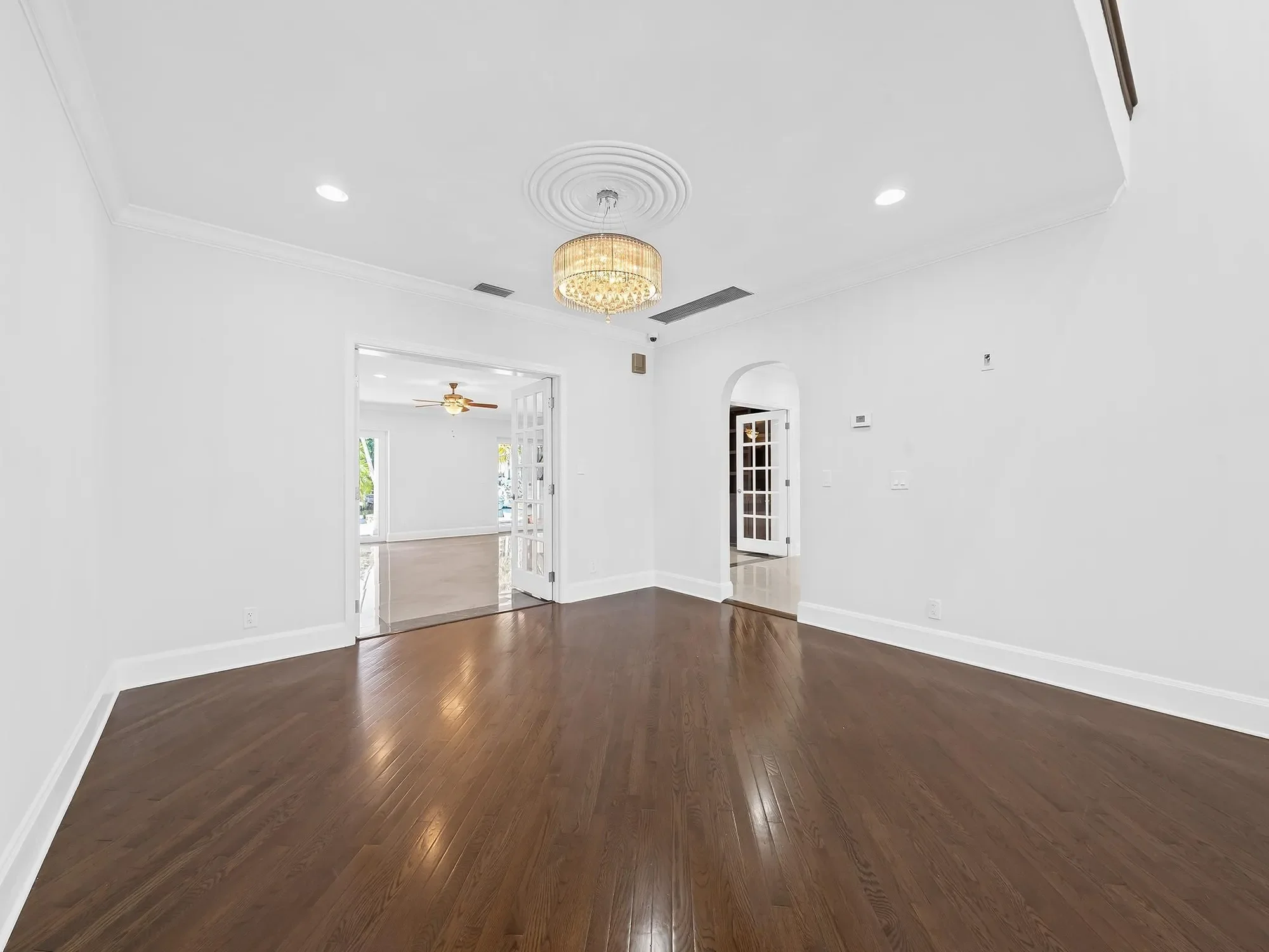 Gallery photo 12