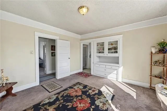 323 W 60th, Los Angeles, CA 90003, Los Angeles, California, United States. - Photo 22