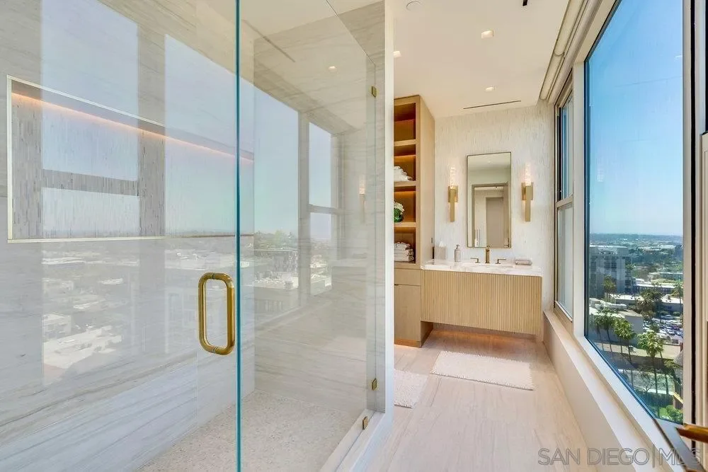 2500 6th Ave, San Diego, California, United States. - Photo 11