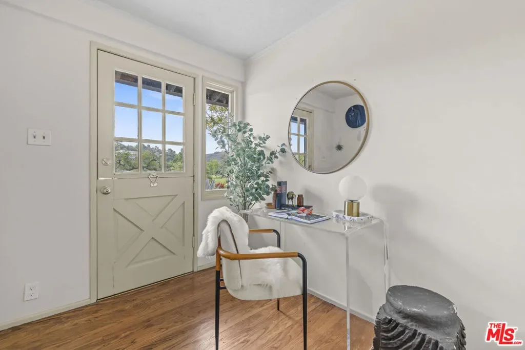 4650 Canoga Avenue, Los Angeles, California, United States. - Photo 12
