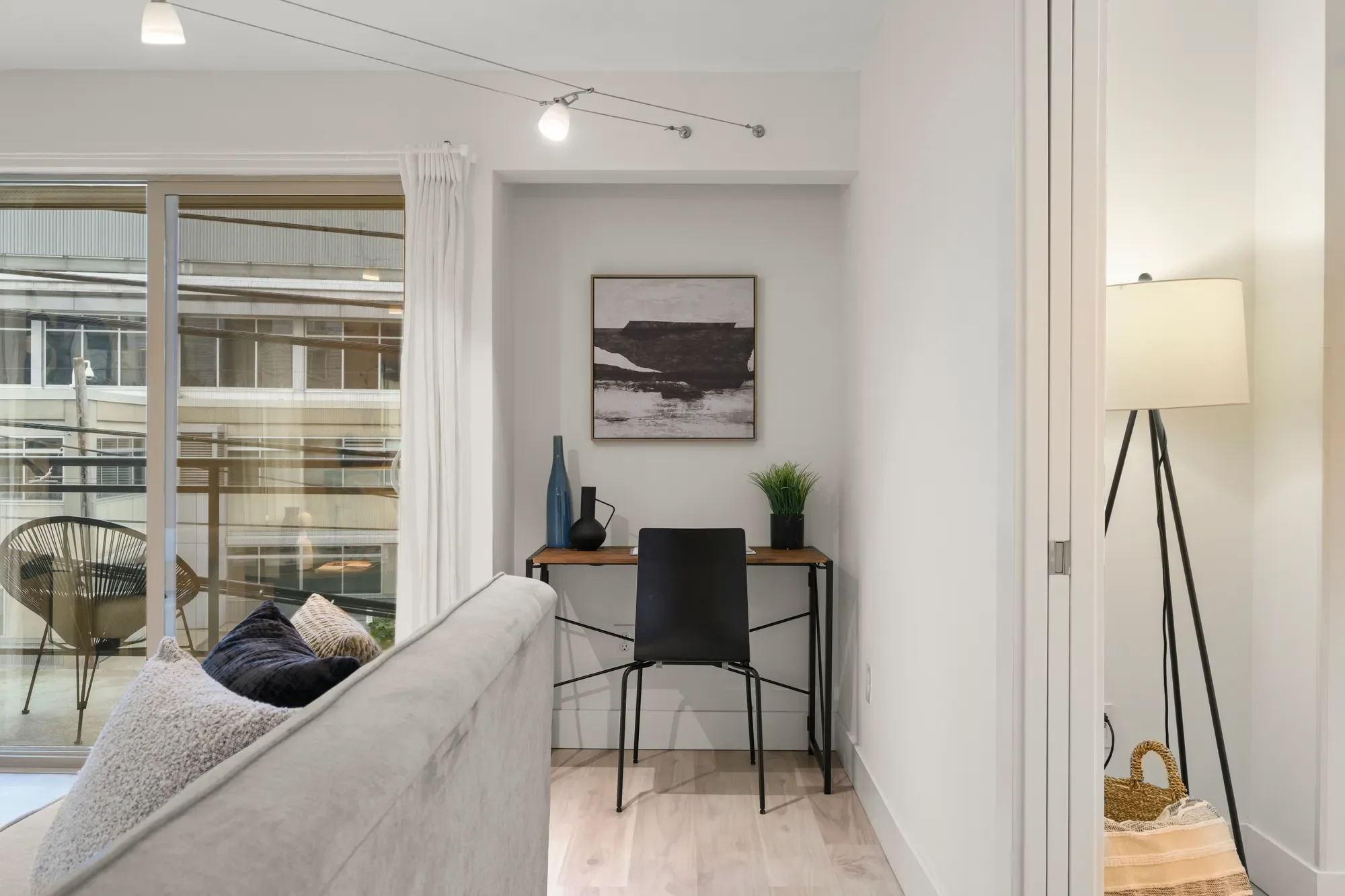 1550 Eastlake Ave E Unit #105 , Seattle, WA 98102, Seattle, Washington, United States. - Photo 7