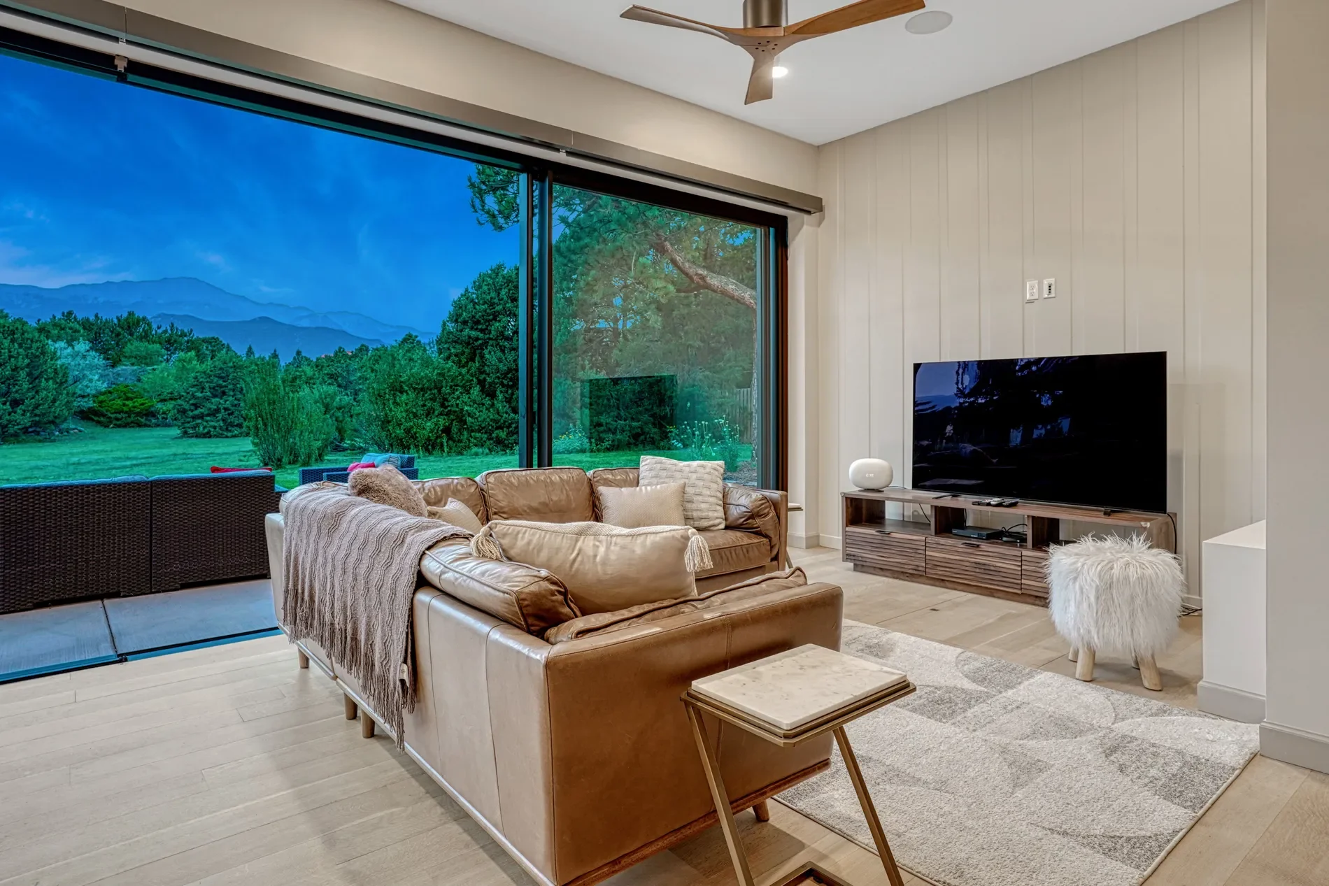 3440 Hill Circle , Colorado Springs, CO 80904, Colorado Springs, Colorado, United States. - Photo 39