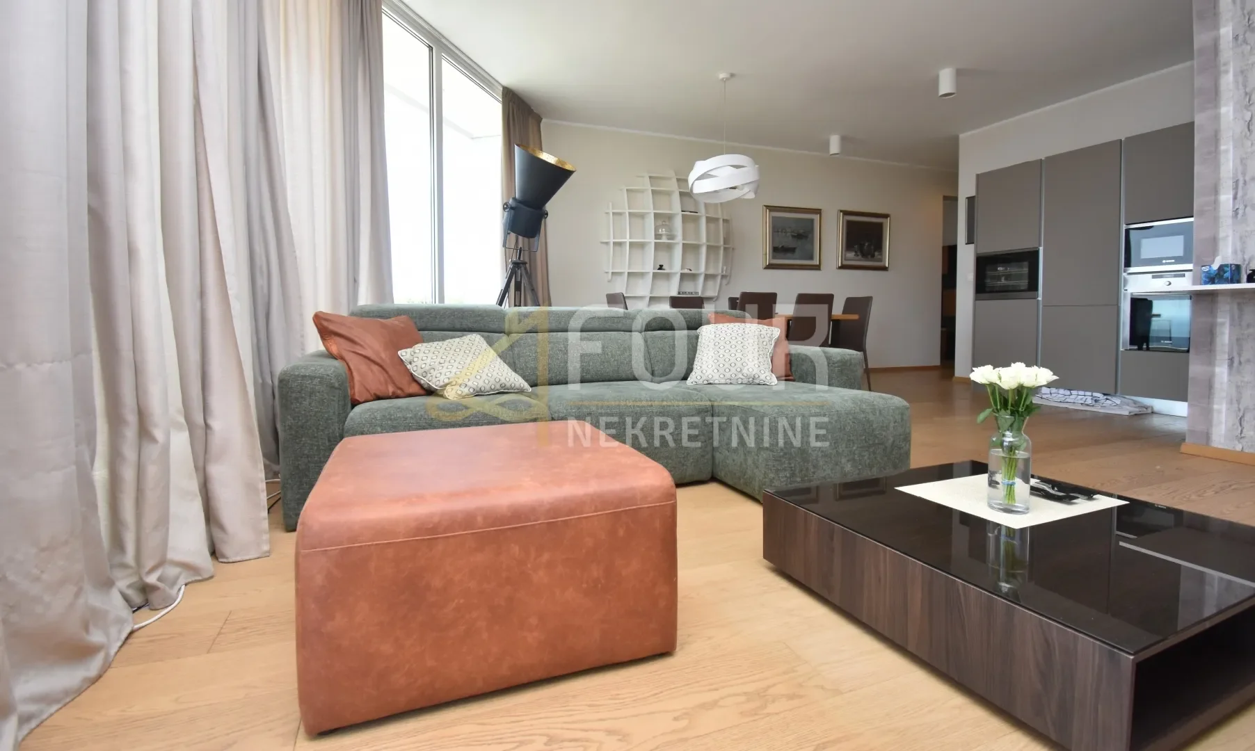 Gallery photo 6