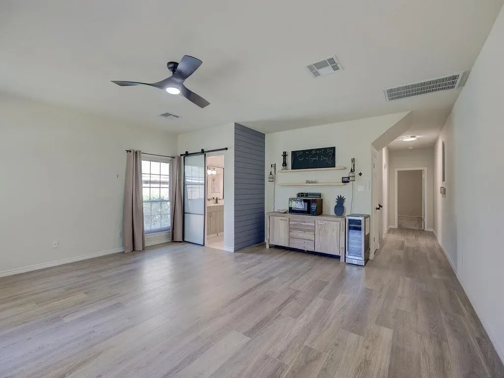 9902 Scenic Bluff DR, Austin, Texas, United States. - Photo 28